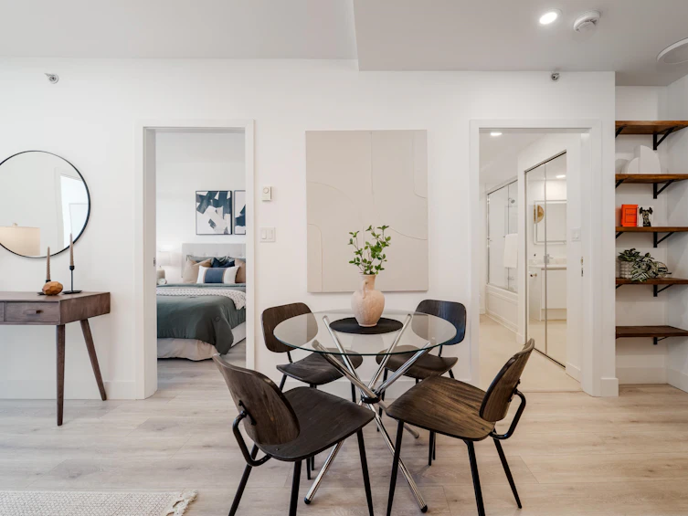 607-2228 W Broadway, Vancouver, BC, V6K 0B1 - 3
