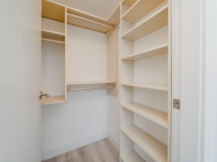 607-2228 W Broadway, Vancouver, BC, V6K 0B1 - 6