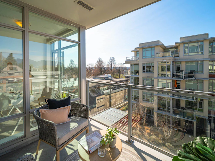 607-2228 W Broadway, Vancouver, BC, V6K 0B1 - 12
