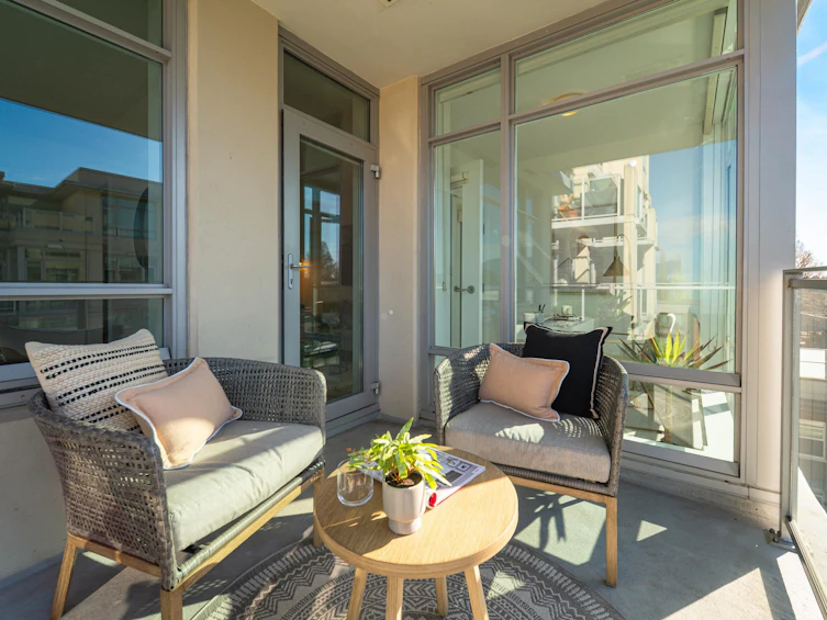 607-2228 W Broadway, Vancouver, BC, V6K 0B1 - 11