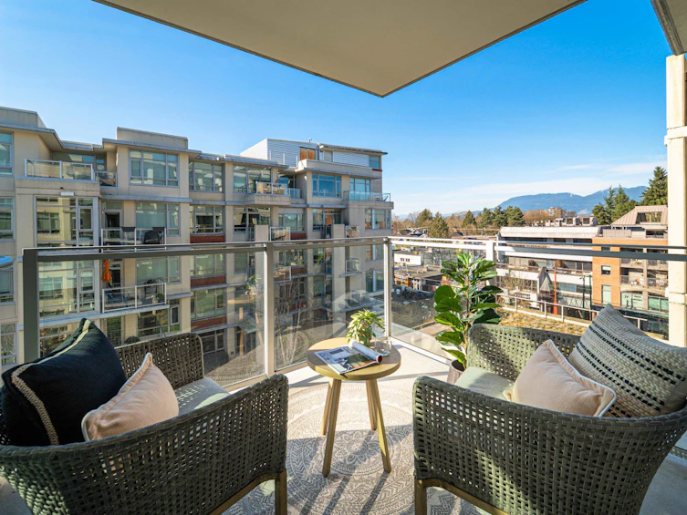 607-2228 W Broadway, Vancouver, BC, V6K 0B1 - 10