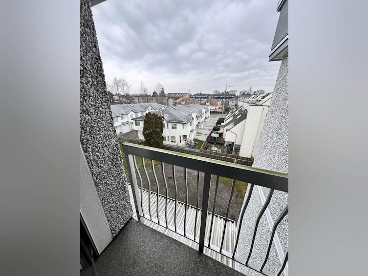 312-6420 Buswell Street, Richmond, BC, V6Y 2E9 - 5