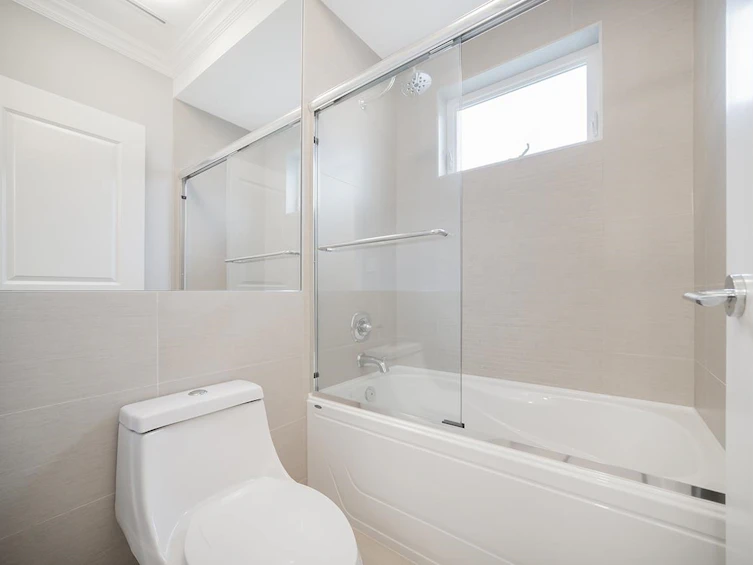 1420 W 53rd Avenue, Vancouver, BC, V6P 1L2 - 18