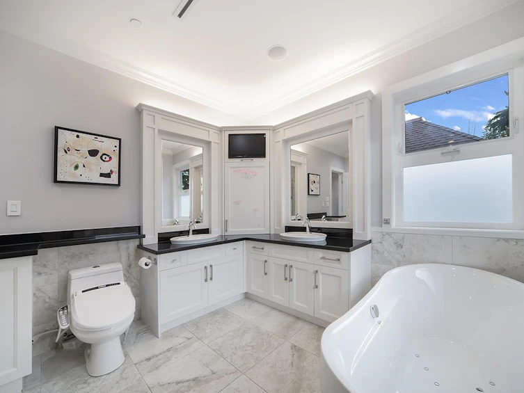 1420 W 53rd Avenue, Vancouver, BC, V6P 1L2 - 16