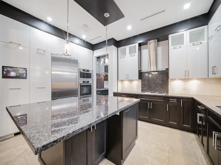 1420 W 53rd Avenue, Vancouver, BC, V6P 1L2 - 8