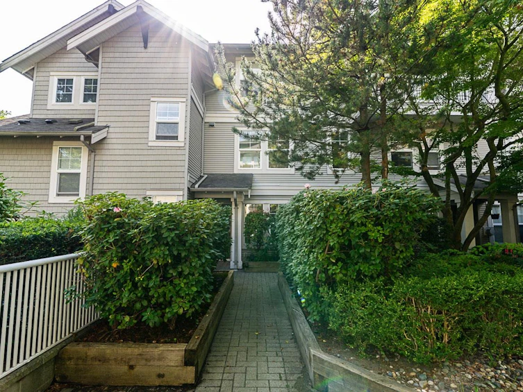 4-7179 18th Avenue, Burnaby, BC, V3N 1H2 - 9