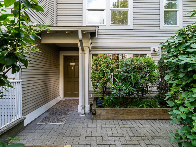 4-7179 18th Avenue, Burnaby, BC, V3N 1H2 - 5