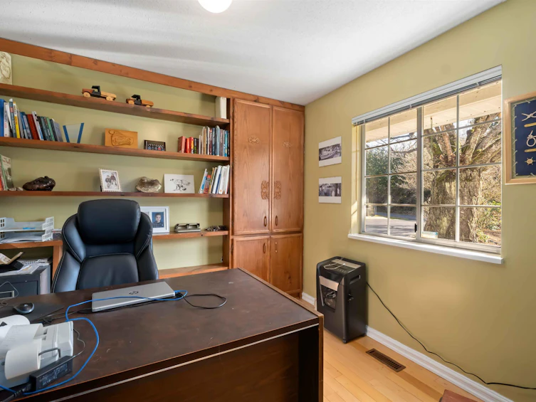 24109 124 Avenue, Maple Ridge, BC, V4R 1N3 - 18