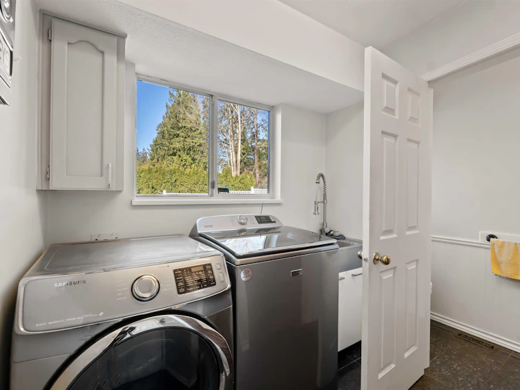 24109 124 Avenue, Maple Ridge, BC, V4R 1N3 - 31