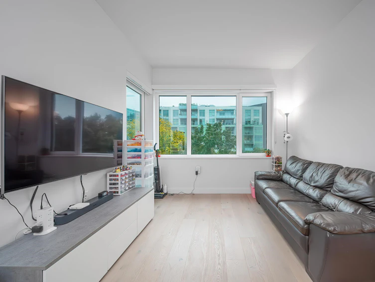 205-4932 Cambie Street, Vancouver, BC, V5Z 0K1 - 3