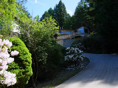 8846 Redrooffs Road - 4