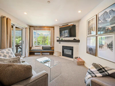 326-4360 Lorimer Road - 2
