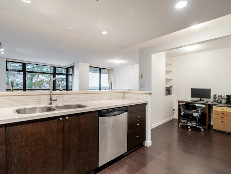 502-8160 Lansdowne Road, Richmond, BC, V6X 0A9 - 10