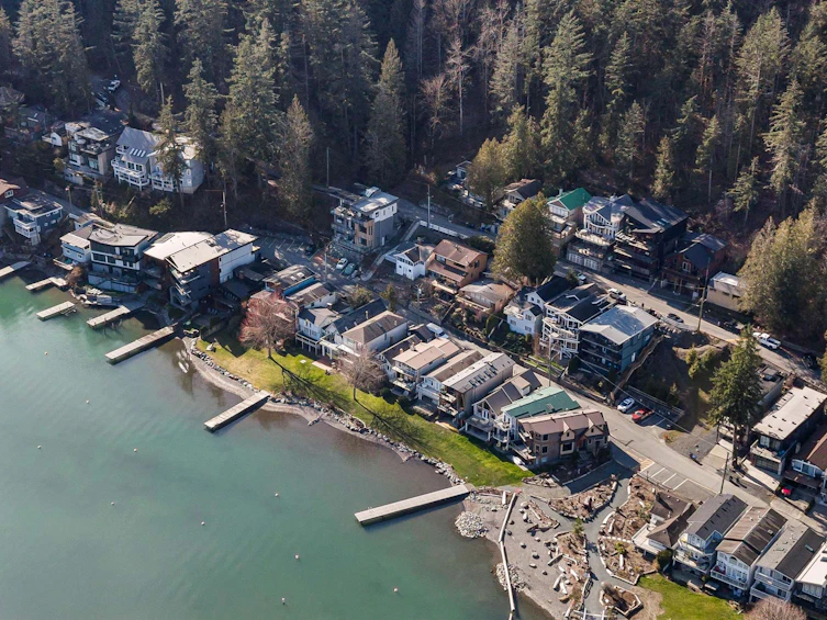 309 Munroe Avenue, Cultus Lake, BC, V2R 5A2 - 40