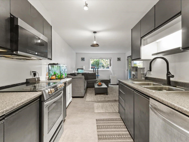 111-7694 Evans Road, Chilliwack, BC, V2R 3W3 - 6