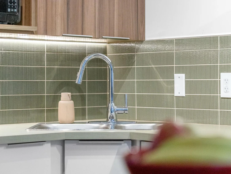 101A-460 14th Street, West Vancouver, BC, V7T 2W1 - 12