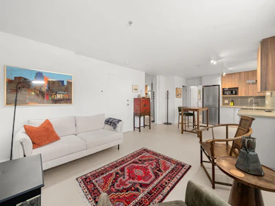 101A-460 14th Street - 4