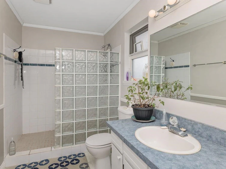 4385 Marble Road, Sechelt, BC, V7Z 0B1 - 24