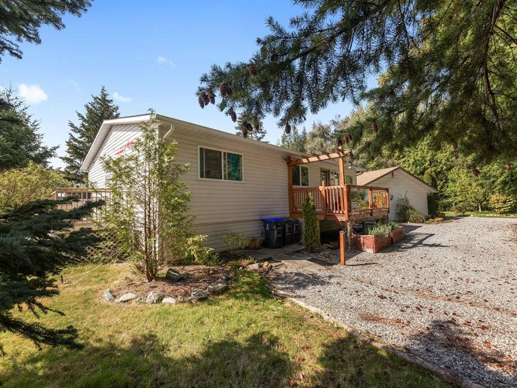 4385 Marble Road, Sechelt, BC, V7Z 0B1 - 35