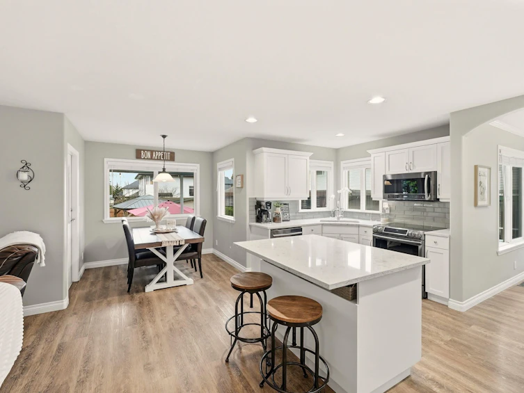 17882 68 Avenue, Surrey, BC, V3S 9E2 - 8