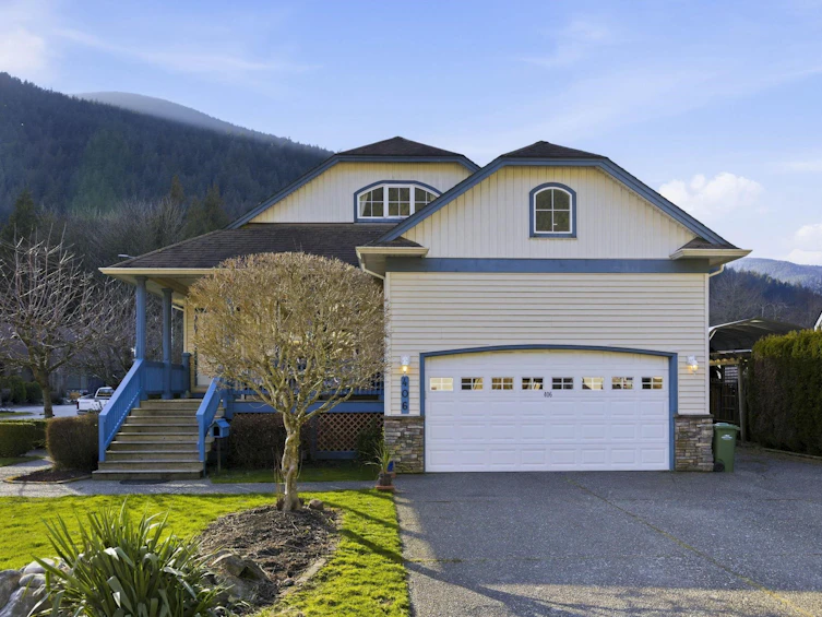 406 Miami River Drive, Harrison Hot Springs, BC, V0M 1K0 - 2