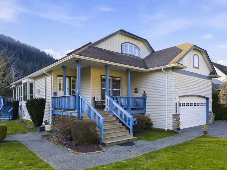 406 Miami River Drive, Harrison Hot Springs, BC, V0M 1K0