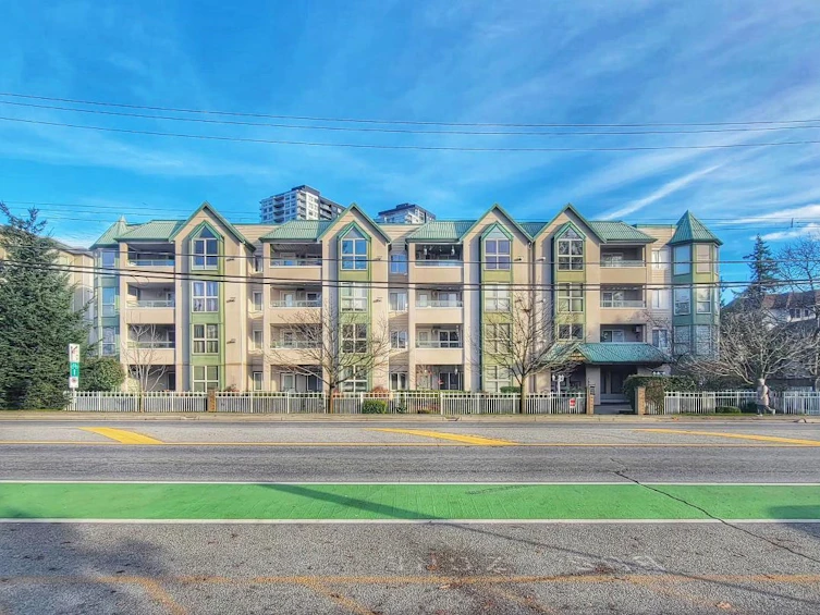 212-10128 132 Street, Surrey, BC, V3T 3T5