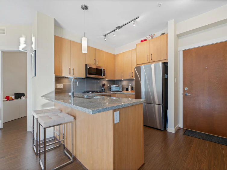 425-119 W 22nd Street, North Vancouver, BC, V7M 0B4 - 13