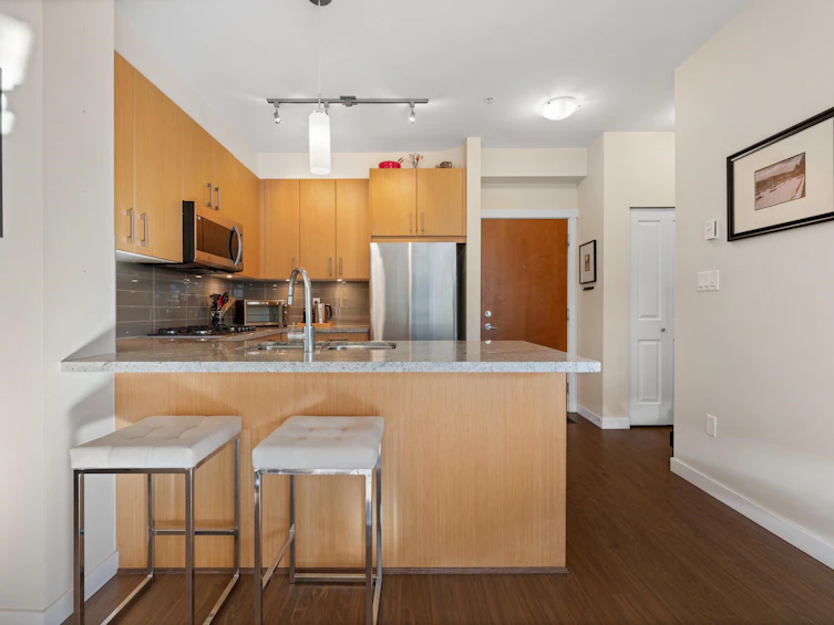 425-119 W 22nd Street, North Vancouver, BC, V7M 0B4 - 9