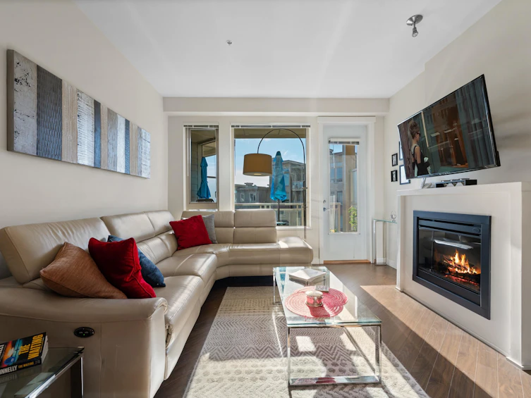 425-119 W 22nd Street, North Vancouver, BC, V7M 0B4 - 4