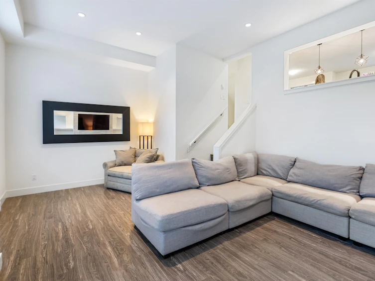 21-14057 60a Avenue, Surrey, BC, V3X 0J2 - 9