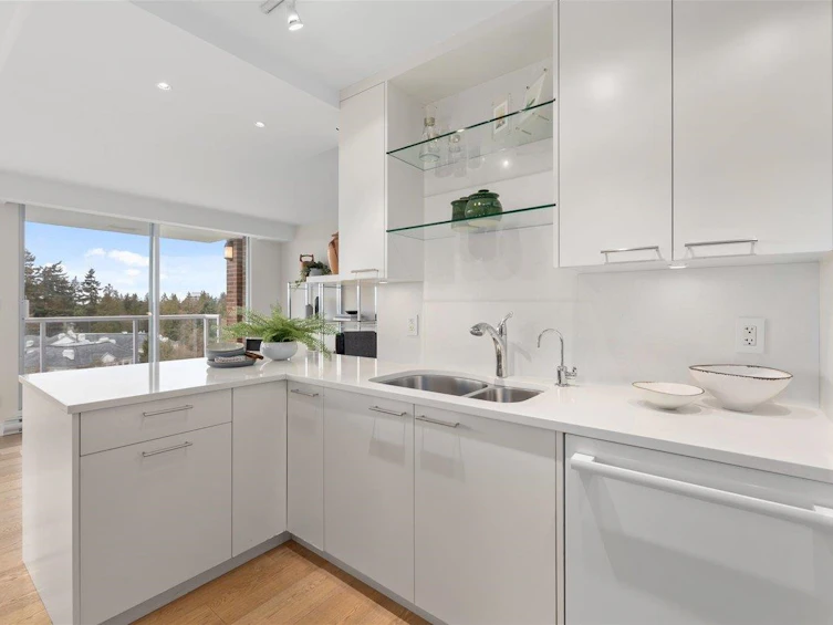 1101-5615 Hampton Place, Vancouver, BC, V6T 2H1 - 10