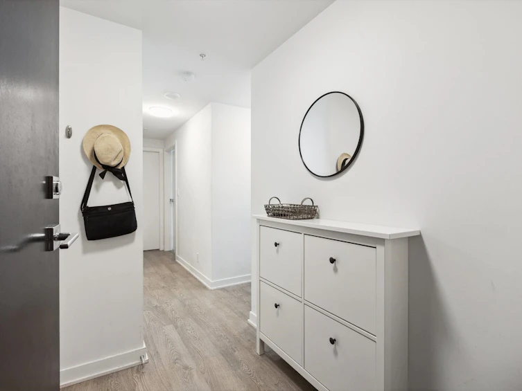 403-1471 Hunter Street, North Vancouver, BC, V7J 1H3 - 11