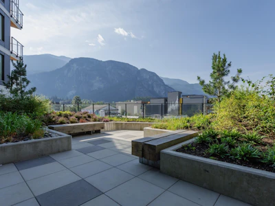 511-1365 Pemberton Avenue - 3