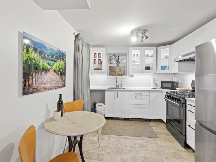 3716 W 30th Avenue, Vancouver, BC, V6S 1W8 - 32