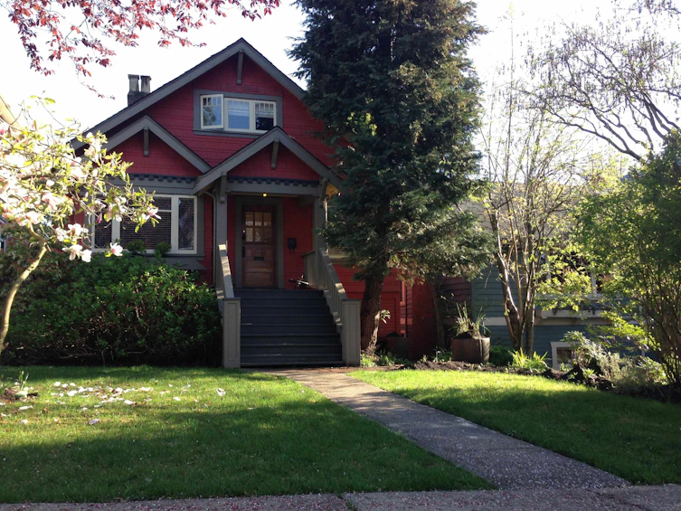3716 W 30th Avenue, Vancouver, BC, V6S 1W8 - 3