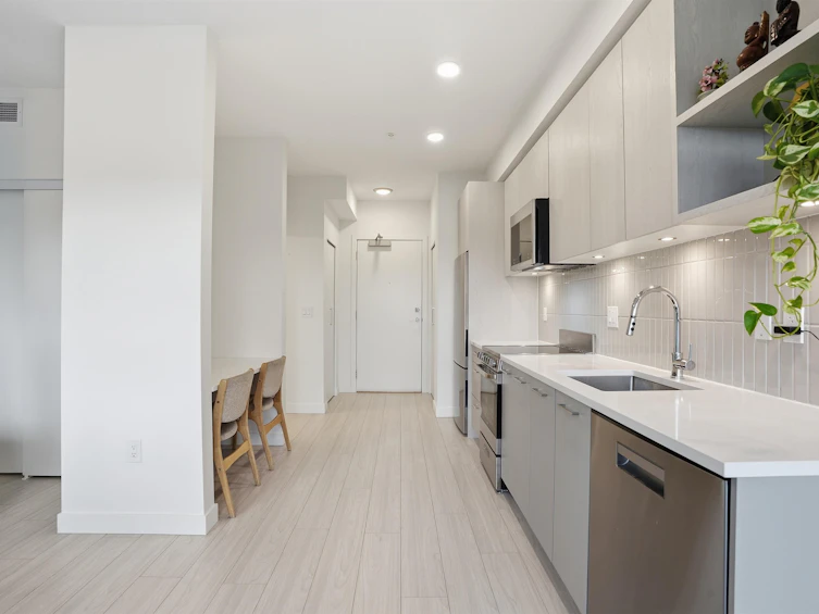 604-10777 138 Street, Surrey, BC, V3T 0T5 - 4
