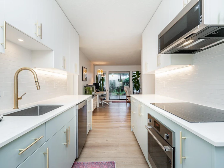 4-7363 Montecito Drive, Burnaby, BC, V5A 1R4 - 12