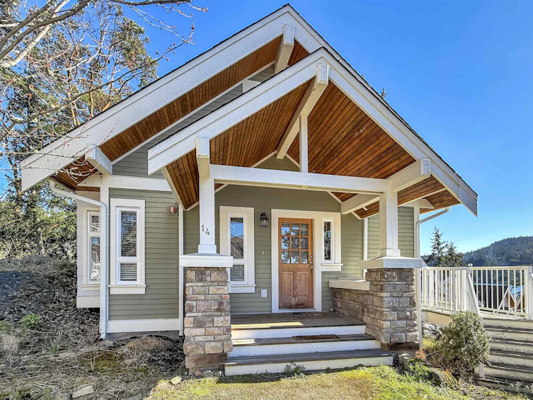 14C-2315 Mackinnon Road, Pender Island, BC, V0N 2M1
