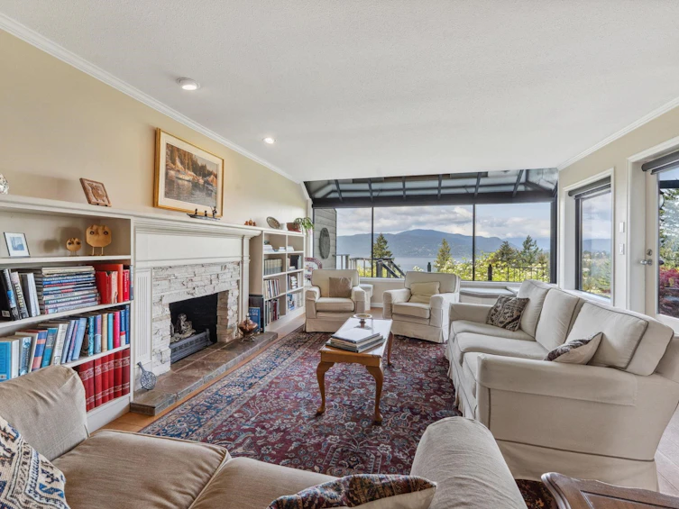 5207 Aspen Drive, West Vancouver, BC, V7W 2Z7 - 5