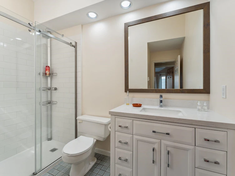 5207 Aspen Drive, West Vancouver, BC, V7W 2Z7 - 24