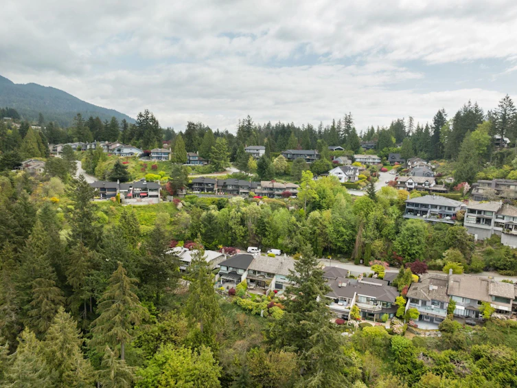 5207 Aspen Drive, West Vancouver, BC, V7W 2Z7 - 40