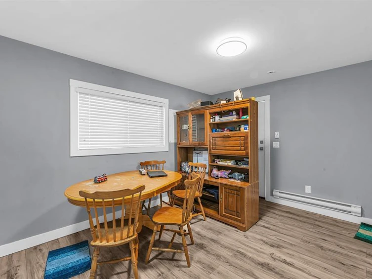 13572 68 Avenue, Surrey, BC, V3W 2G3 - 12