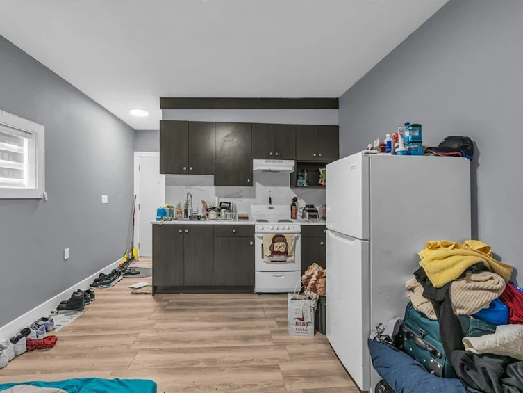 13572 68 Avenue, Surrey, BC, V3W 2G3 - 3