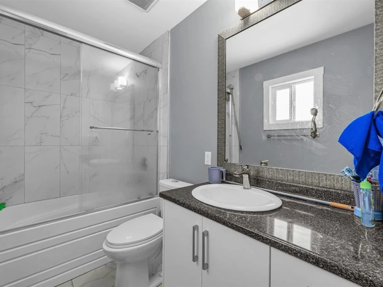 13572 68 Avenue, Surrey, BC, V3W 2G3 - 13
