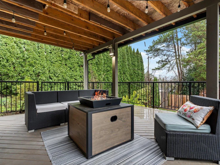 32562 Fleming Avenue, Mission, BC, V2V 2G9 - 32