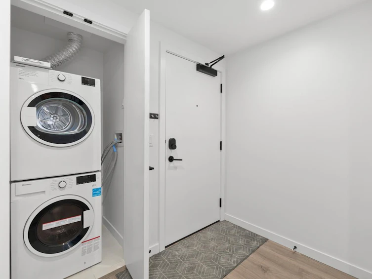 1604-10448 University Drive, Surrey, BC, V3T 0S7 - 24