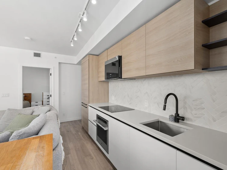 1604-10448 University Drive, Surrey, BC, V3T 0S7 - 12
