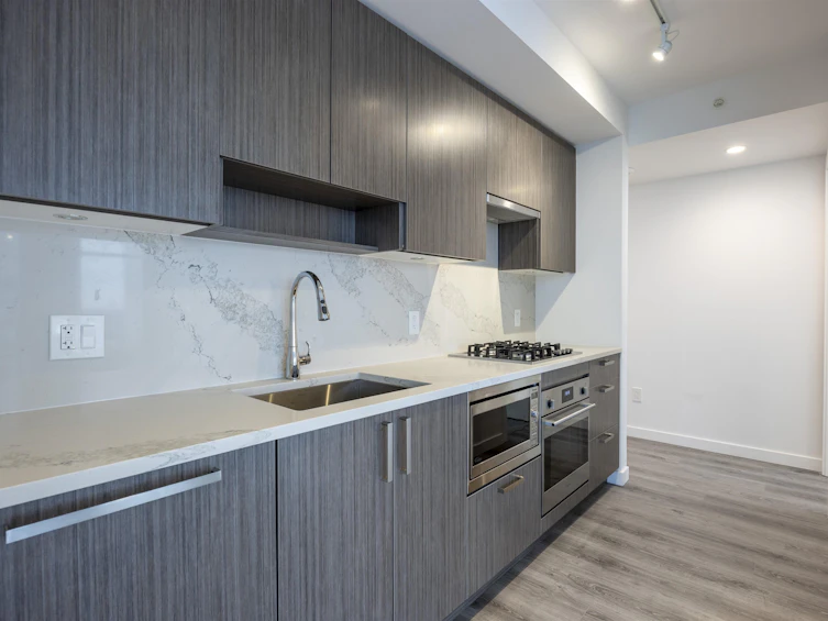 2808-13350 Central Avenue, Surrey, BC, V3T 0S1 - 25
