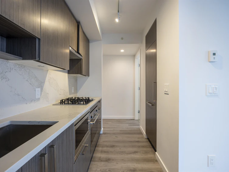 2808-13350 Central Avenue, Surrey, BC, V3T 0S1 - 14